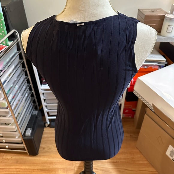 NWT Hugo Boss top - Picture 7 of 7